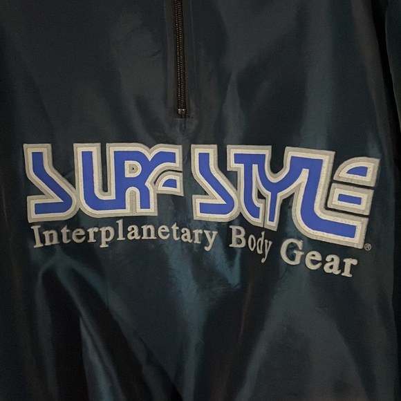 Retro-Surf Style 1/4 zip windbraker - Picture 2 of 5